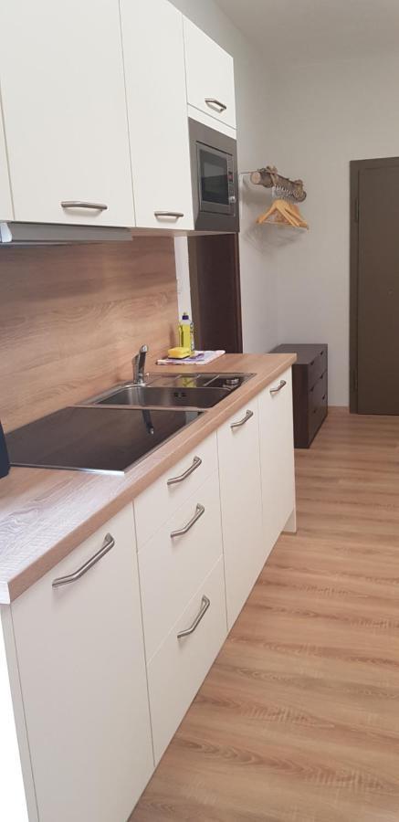 שוואנדורף אין ביירן Boardinghouse Marktplatz מראה חיצוני תמונה